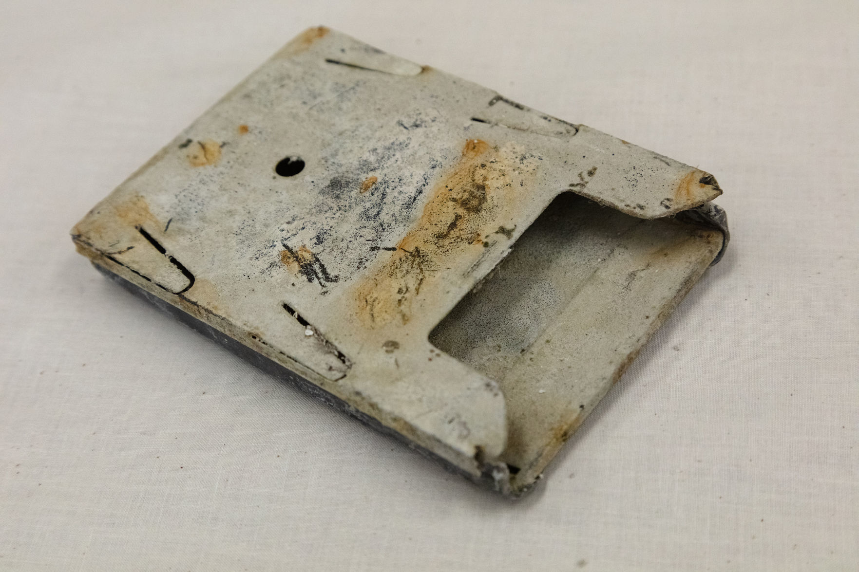 Polaroid packfilm case